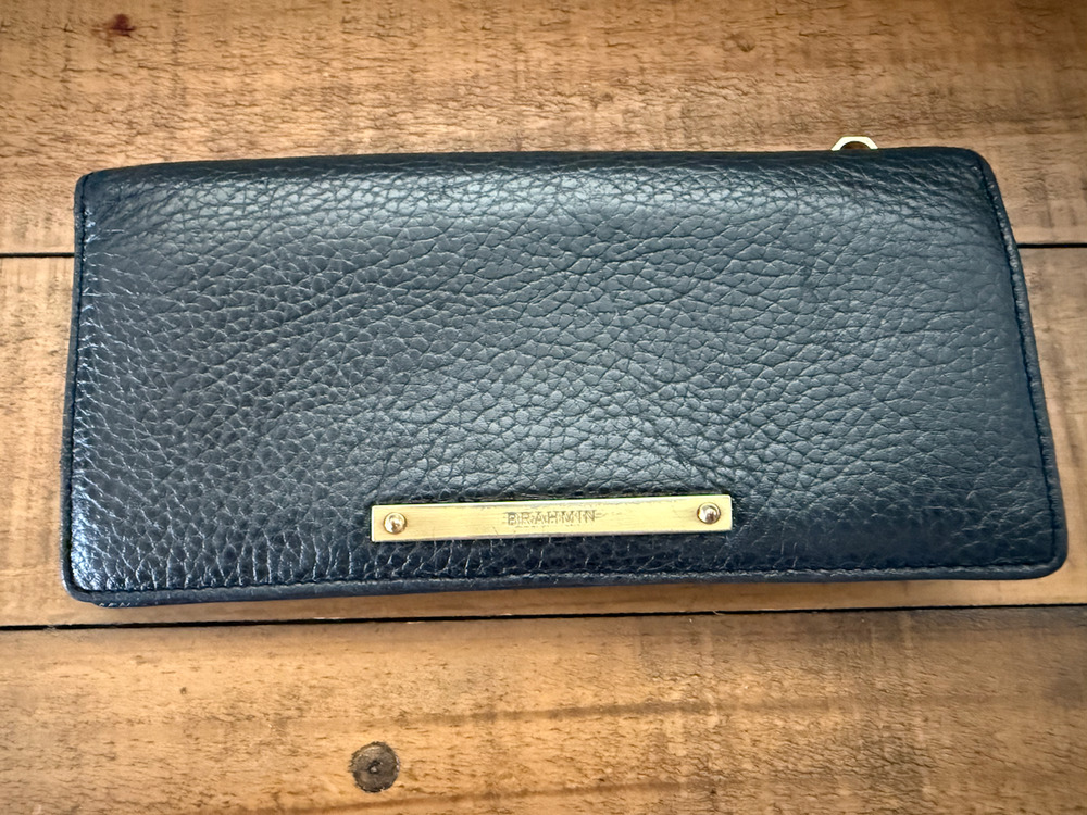 Brahmin Wallet Womens Black Pebbled Leather Long Flap Zip Pocket Logo Card Slots